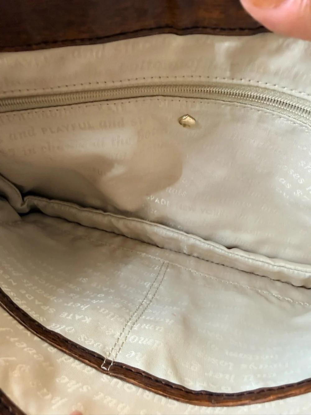 Kate Spade Rare Vintage Wood grain shoulder bag w/ storybook lining - Picture 7 of 7